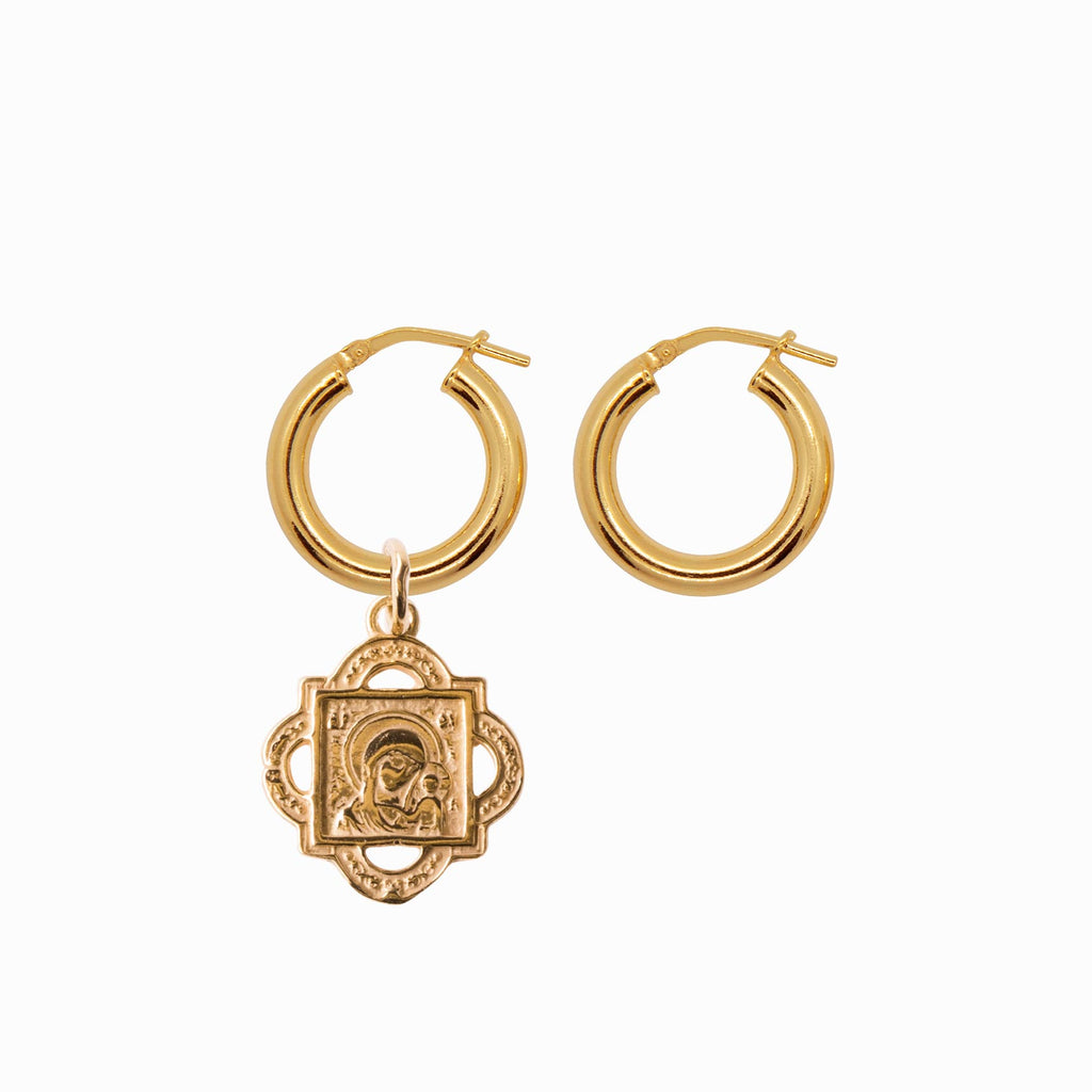 Chunky Hoop Earrings with Quatrefoil Pendant - Gold-Plated Silver - Sister the brand