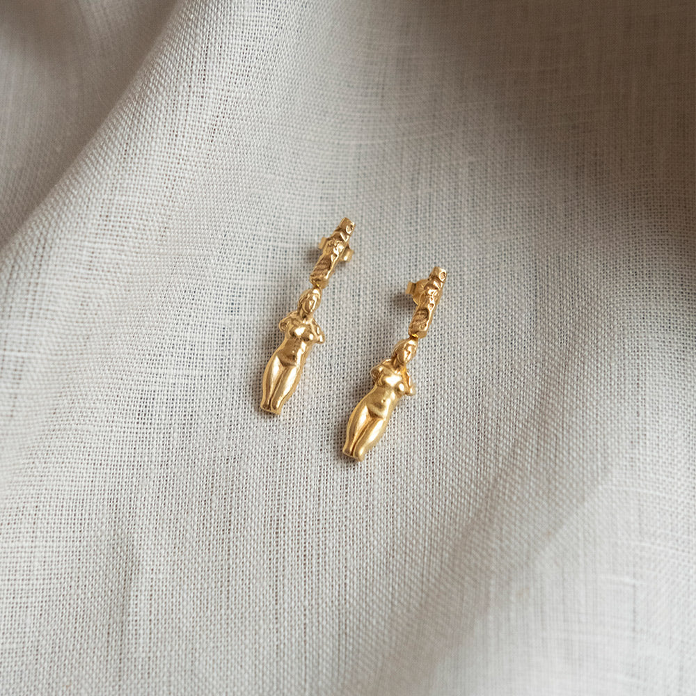 Aphrodite Drop Earrings - Gold-Plated Silver - Sister the brand