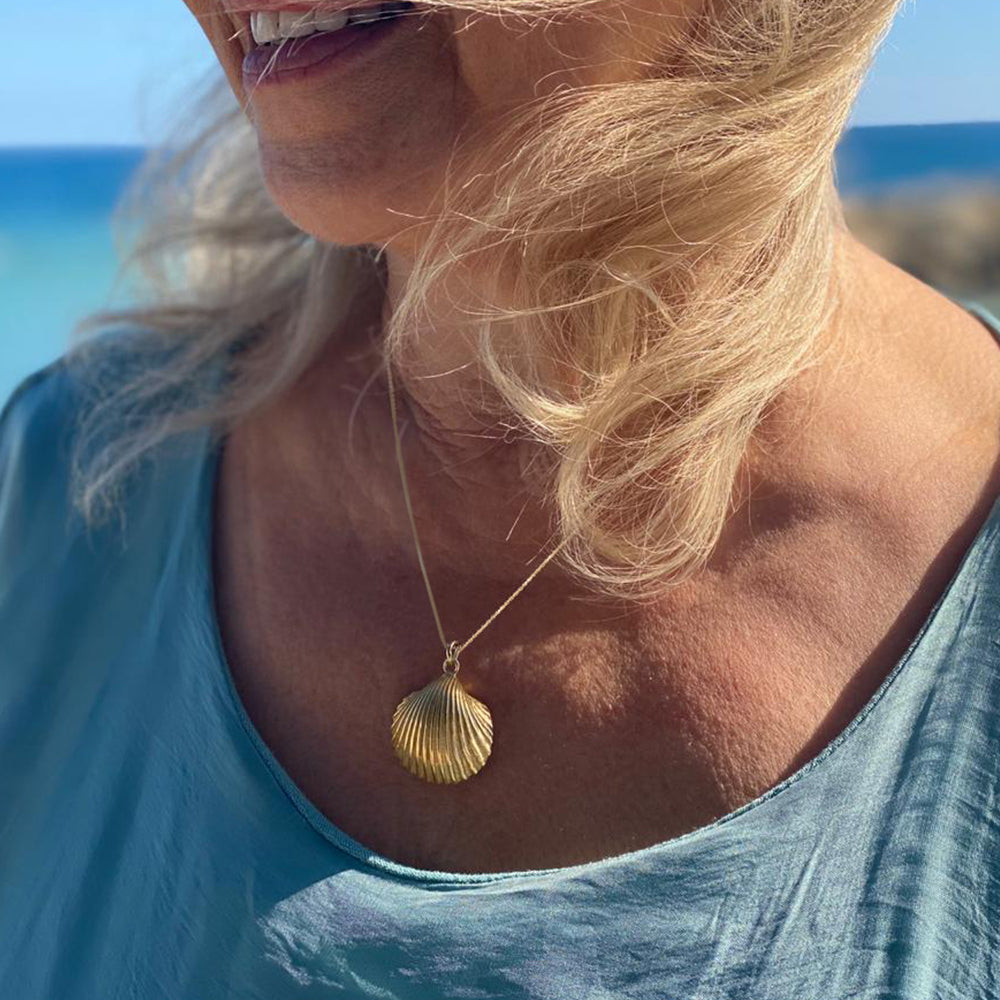 Large Shell Pendant - Gold-Plated Silver - Sister the brand