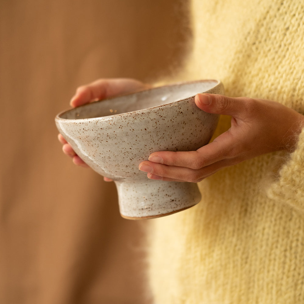 White ceramic fruit bowl - Sister the brand