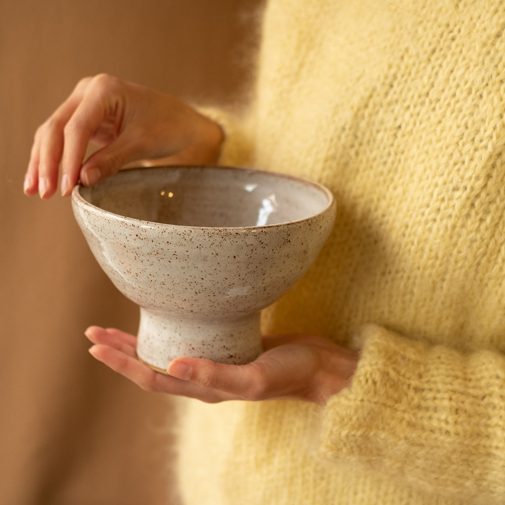 White ceramic fruit bowl - Sister the brand