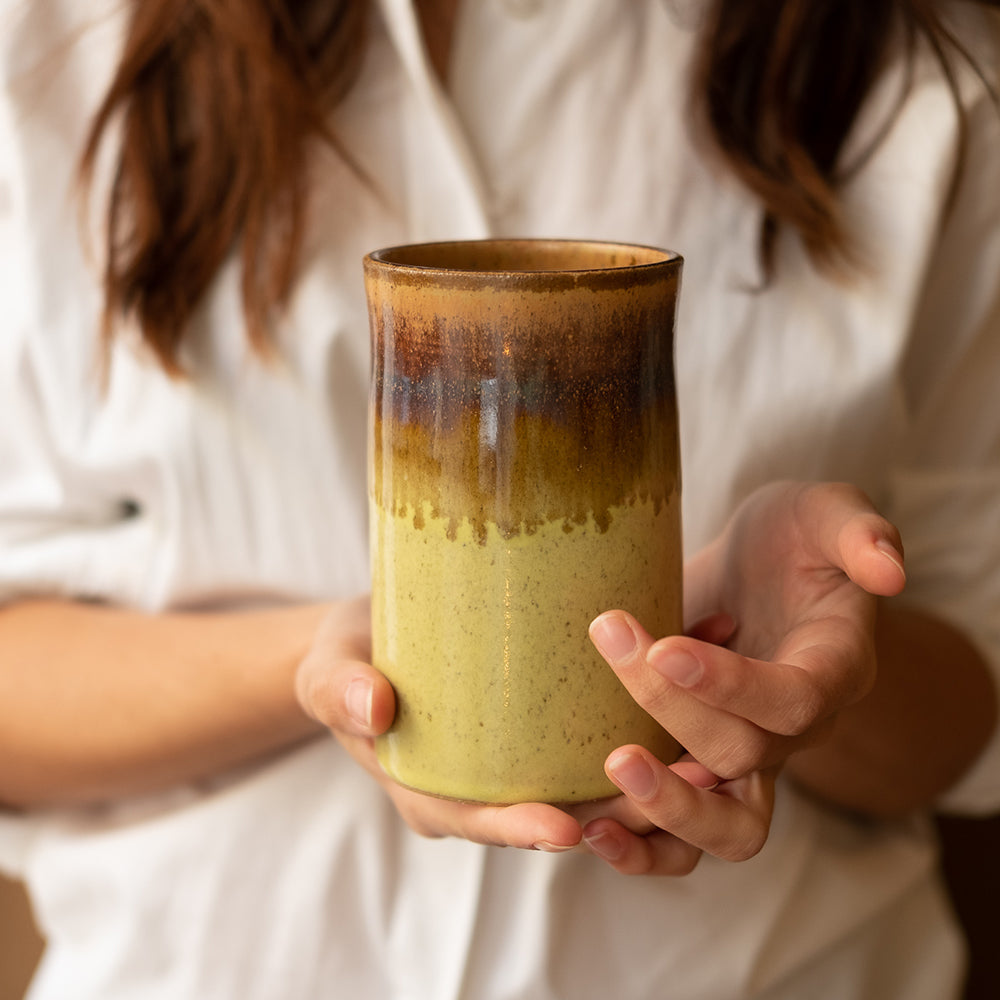 Yellow ceramic 'Kilindro' vase - Sister the brand